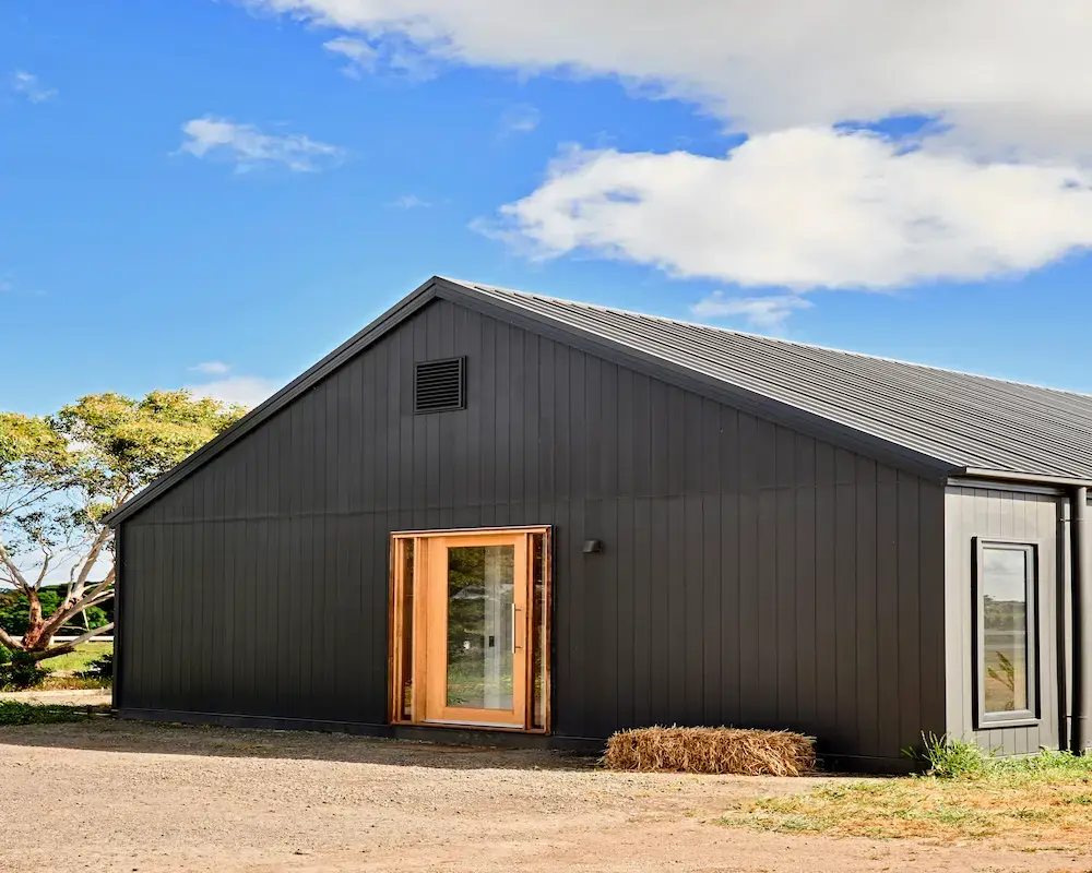 Gravis + Linea Modern Coastal cladding